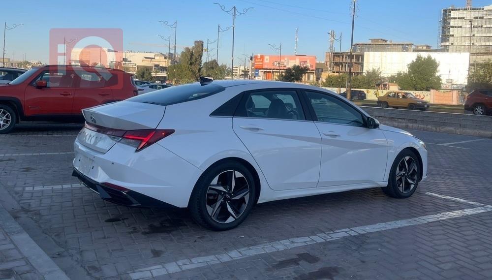 هيونداي النترا